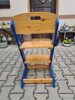 Rostoucí židle modrá