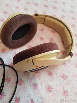 SENNHEISER HD 598