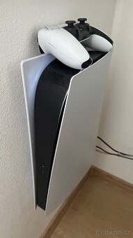 Playstation PS5 Digital + držák na zeď