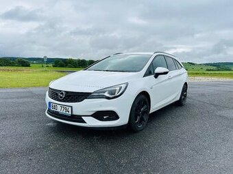 Opel Astra Sport tourer - 1