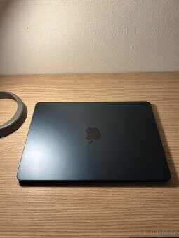 MacBook Air M3 (2024) 8GB / 256GB, Midnight