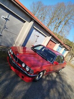 BMW e23 735i