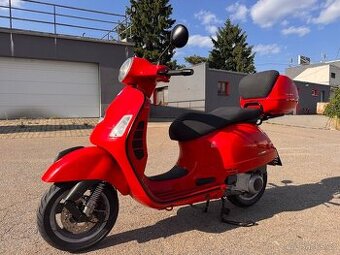 2008 PIAGGIO VESPA 125 GTS, NOVÁ STK A PNEU
