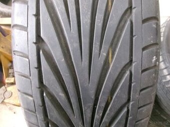 195/45 R15 TOYO (2x7 a 2x6mm) č.15687/b4