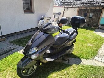 Yamaha YP 180 Majesty