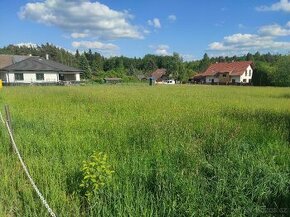 Stavební pozemek s el. kioskem Struhařov - Zvánovice