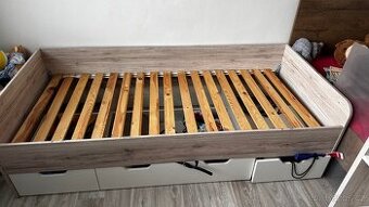 Postel dub sonoma s úložnými prostory