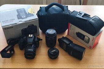 Canon EOS 250D + 3 objektivy, blesk Canon 580EX II