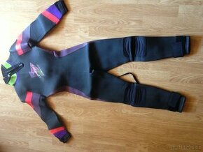 novy žensky neopren