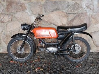 Jawa 50 mustang 23 pionýr