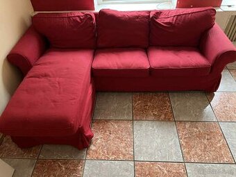 Červená rohová sedačka IKEA