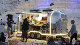 Pojízdná prodejna nástavba gastro food truck