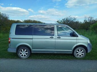 VW Transporter T5 2.5TDI 96kw,R.V.11/2009, 5 míst