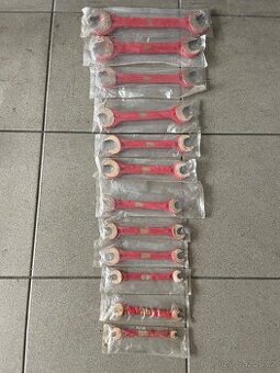 Sada nejiskřivých stranových klíčů Carltsoe