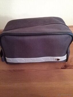 Nová zn. pánská kosmetická kabelka
