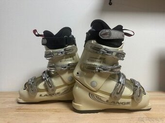 Lyžařské boty vel. 38 (24,5 cm)
