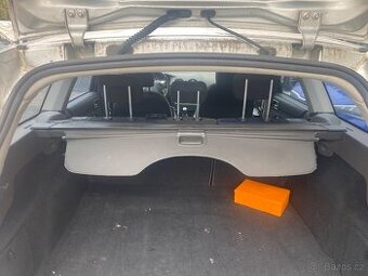 Ford Focus MK2 (2005-2011) roleta, roletka kufru