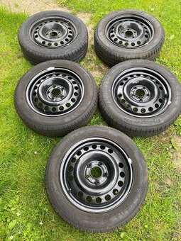 Plechové disky s pneu 15” (350/ks)