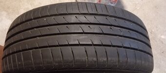 letní pneu 235/55/R18  KUMHO CRUGEN HP 91 dezén 7 mm