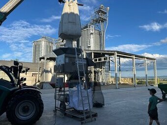 Čistička obilí VI-AGRO 10 t/h na Big Bag z kyselinovzdorného