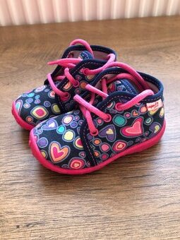 Papučky superfit 20