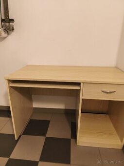 Psací stůl