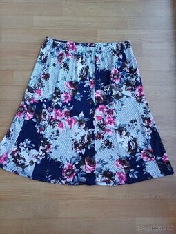 Nová sukně vel.50