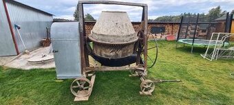 Stavební míchačka na 6 koleček