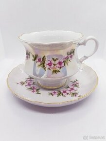 Hrníček s podšálkem