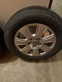 4 kola s letní pneu 215/65/R16 na Volkswagen, Audi atd