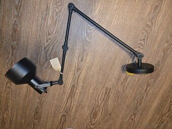 Luxusní nástěnná lampa