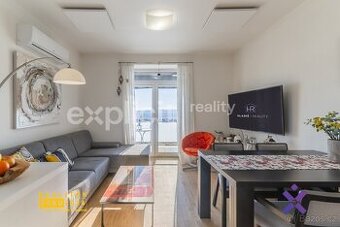 Prodej bytu 3+kk 65 m2 s vlastní zahradou 127 m2 a dvěmi stá