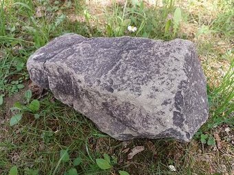 Prodám přírodní kámen - hlava krokodýla