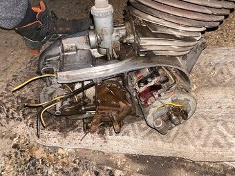 Motor cz 250