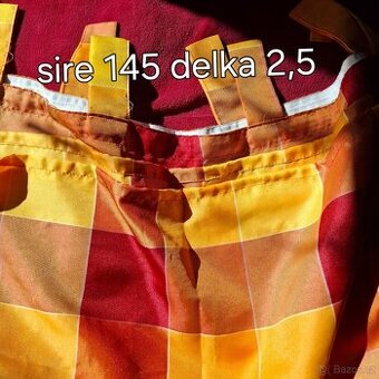 Zavesy a potahy na zidle vinove