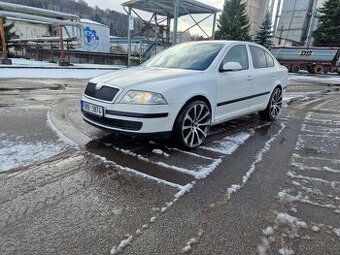 Škoda Octavia 2 1.9tdi 77kw, Rok 2004,