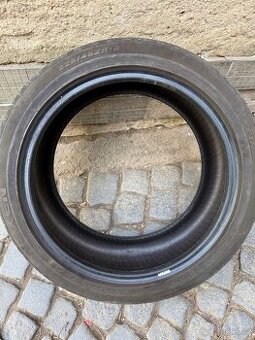 Letní pneu 225/45/18