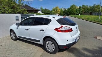 Megane LPG 2011 - 1