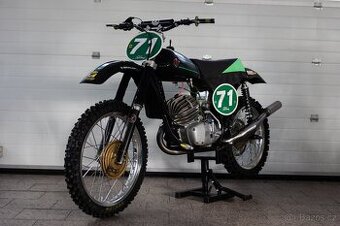 ČZ 250/980