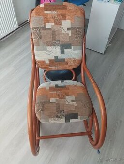 Houpací kreslo