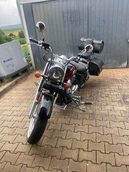Honda shadow 750