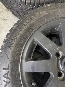 4 ALU disky z celoroční pneumatiky 175/65 R14 82T