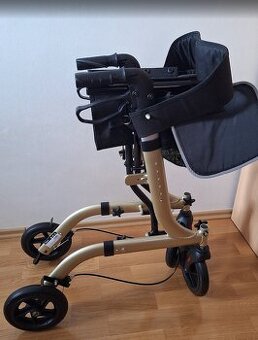 101 Š Čtyřkolové chodítko odlehčené