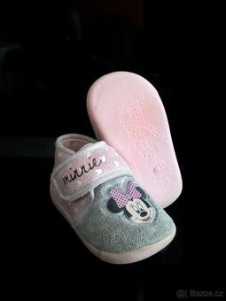 Přezůvky/bačkory,papuče Disney Minie vel. 21