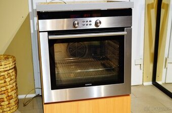 Siemens nerezová vestavná trouba HB780570