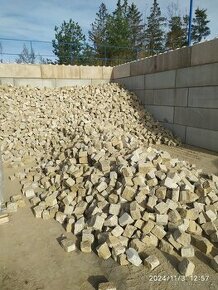 žulové odseky - Mrákotínská žula