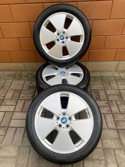 Sada zimních kol BMW i3 a BMW i3S
