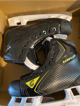 Brankářské brusle graf 520