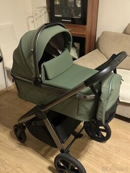 Kočárek Carrello OMEGA + autosedačka s izofixem