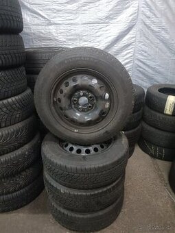 Sada kol na Mercedes Vito. R16. Zimní pneu.